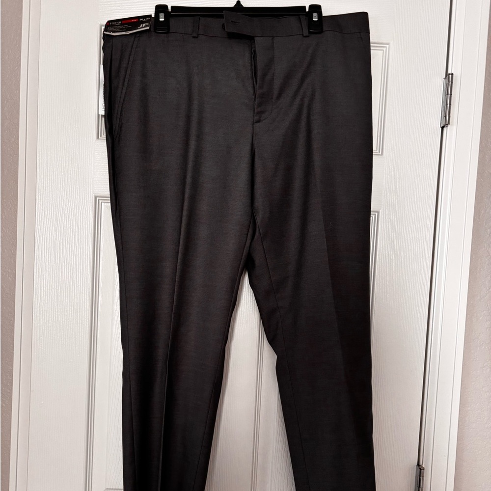 J. Ferar Gray Men’s Stretch Dress Pants